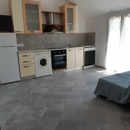 Traversa Di Via Torrente San Lorenzo Apartment Moneglia